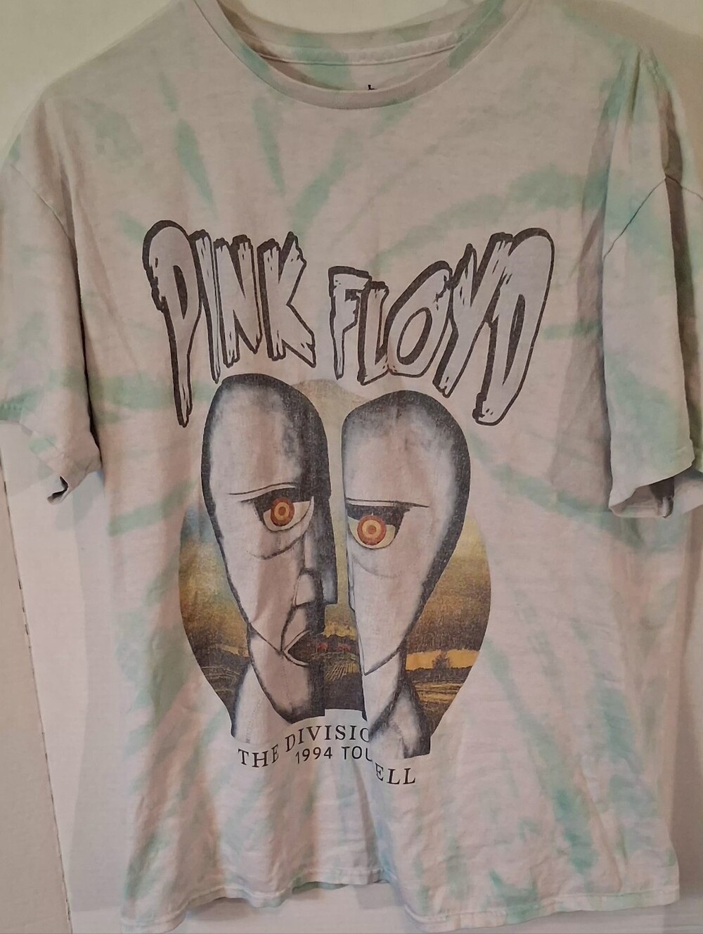 100% Cotton Pink Floyd Light Aqua Tie-Dye Short Sleeve Tee